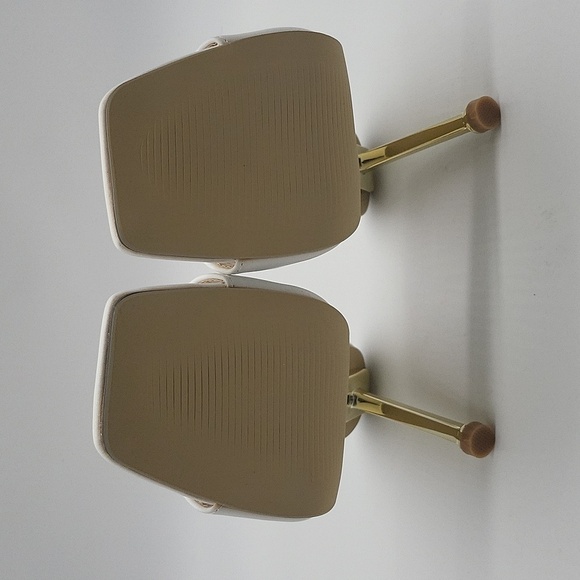 815- Mique Women's Sandals Heels White Color Size 6.5 NWT - Picture 7 of 9